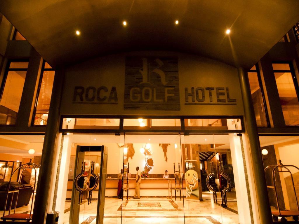 Roca Golf Hotel ブジュンブラ エクステリア 写真